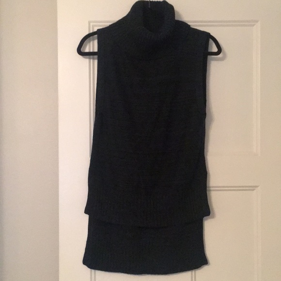 Banana Republic Sweaters - Banana Republic Turtleneck Sweater Tank